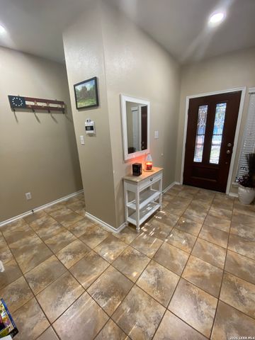 318 Perch Mdw, San Antonio, TX 78253