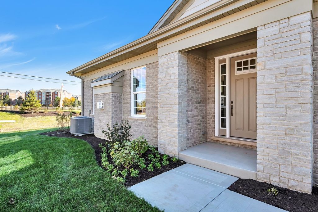 8026 Bradley Drive, Tinley Park, IL 60487 — exterior
