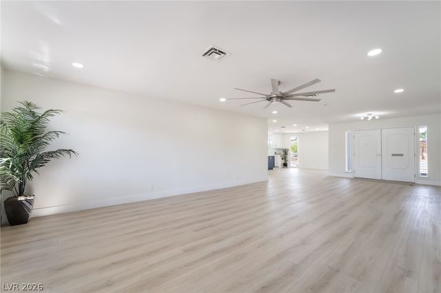 611 East Fairway Road, Henderson, NV 89015