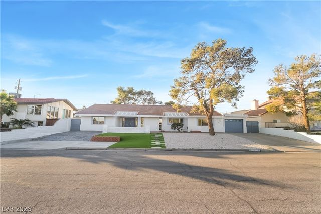611 East Fairway Road, Henderson, NV 89015
