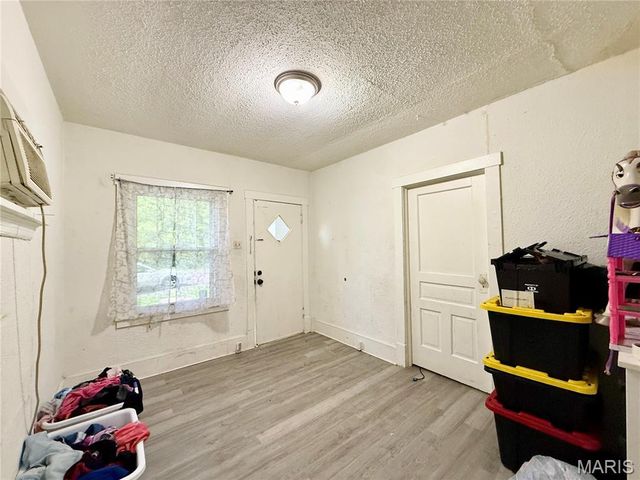 5316 Janet Avenue, Jennings, MO 63136