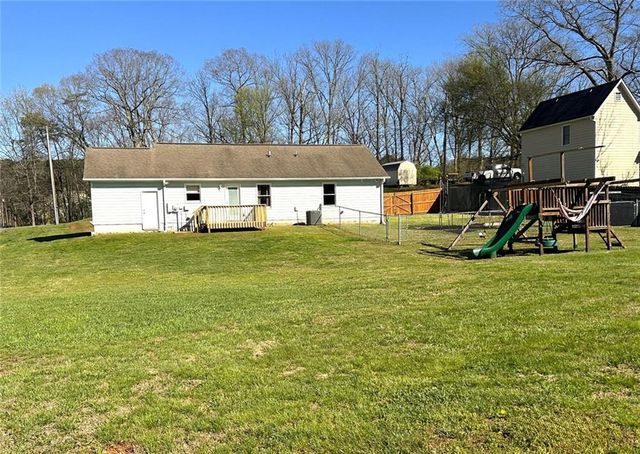 57 Jennifer Lane NE, Rydal, GA 30171