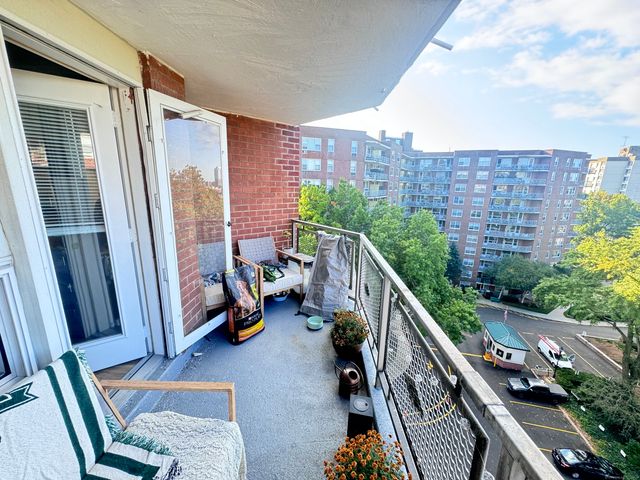 91 Strawberry Hill Avenue APT 935, Stamford, CT 06902