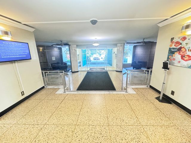 91 Strawberry Hill Avenue APT 935, Stamford, CT 06902