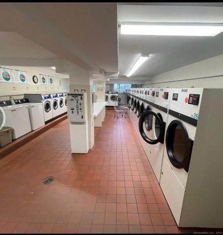 91 Strawberry Hill Avenue APT 935, Stamford, CT 06902