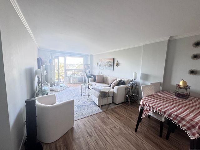 91 Strawberry Hill Avenue APT 935, Stamford, CT 06902