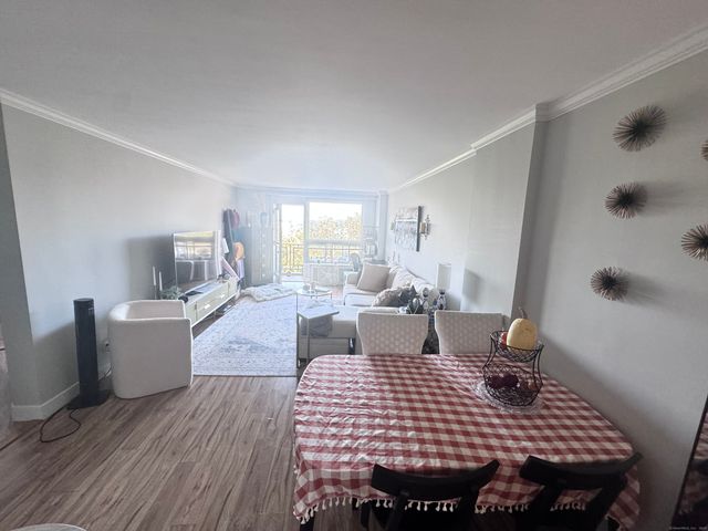 91 Strawberry Hill Avenue APT 935, Stamford, CT 06902