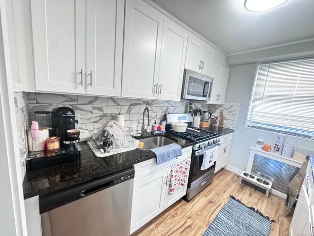 91 Strawberry Hill Avenue APT 935, Stamford, CT 06902