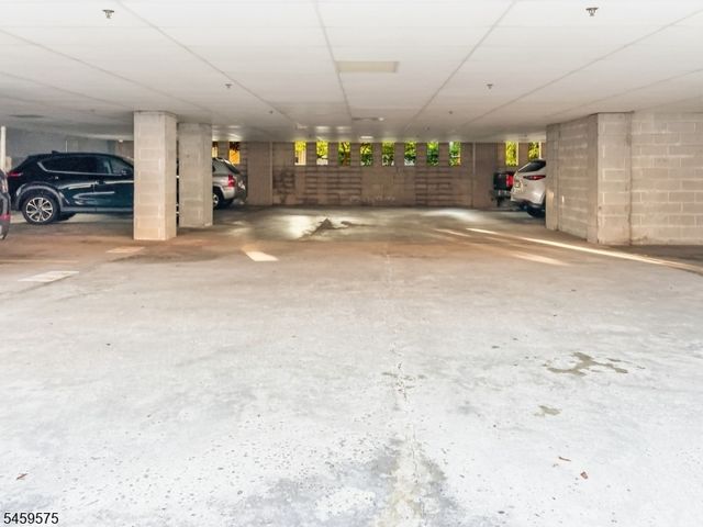 300 Park St 1F, Hackensack City, NJ 07601