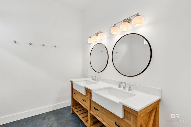 1448 W Lagoon Avenue, Gulf Shores, AL 36542