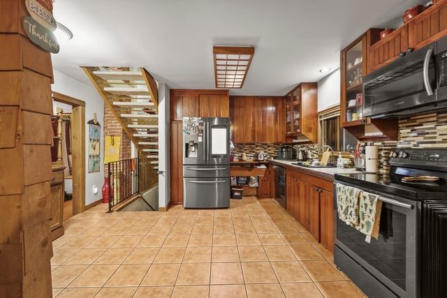 74 Norman Ave., Pittsfield, MA 01201