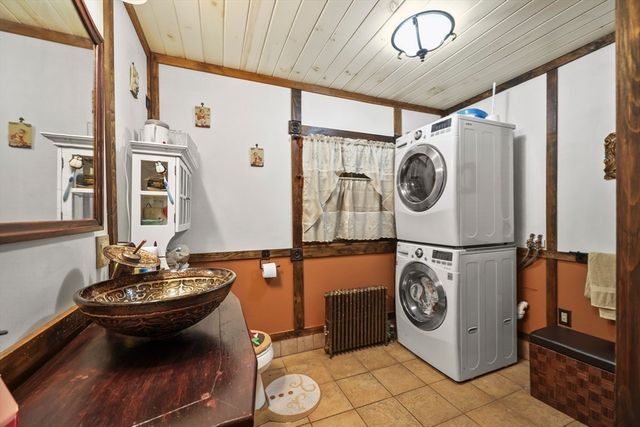 74 Norman Ave., Pittsfield, MA 01201