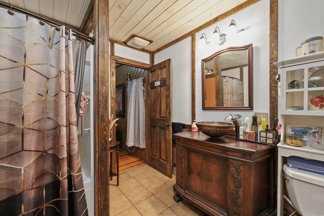 74 Norman Ave., Pittsfield, MA 01201