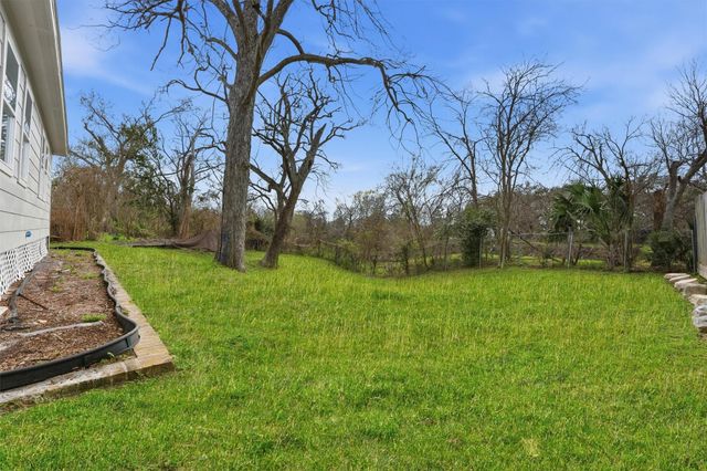 5715 Enid Street, Houston, TX 77009