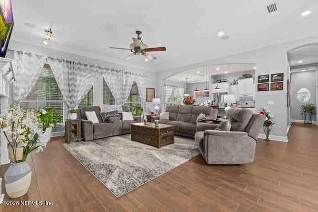 1642 CROOKED OAK Drive, Orange Park, FL 32065