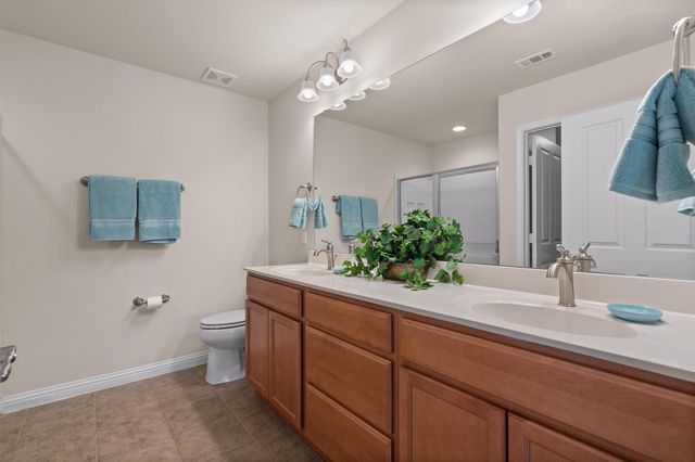 307 Kickapoo Creek LN, Georgetown, TX 78633