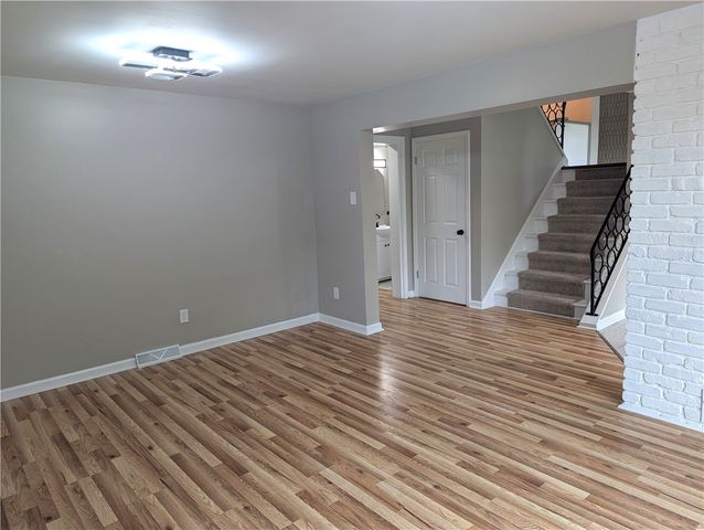 2317 Marbury Rd, Churchill Boro, PA 15221