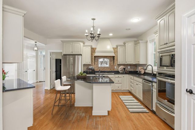 262 CAPOTE CT E, Severna Park, MD 21146