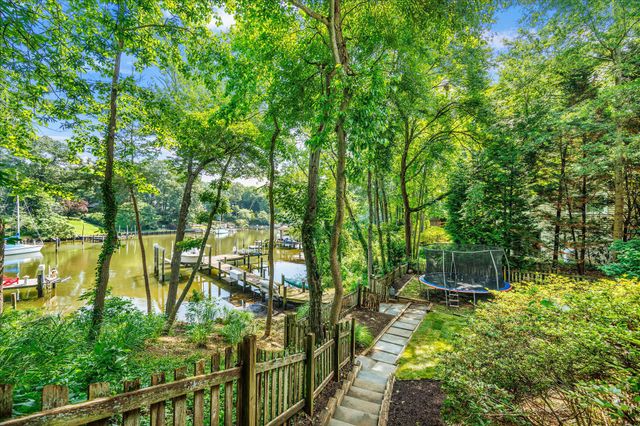 262 CAPOTE CT E, Severna Park, MD 21146