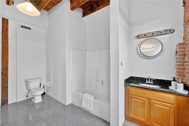 407 Pine Street 401, Providence, RI 02903