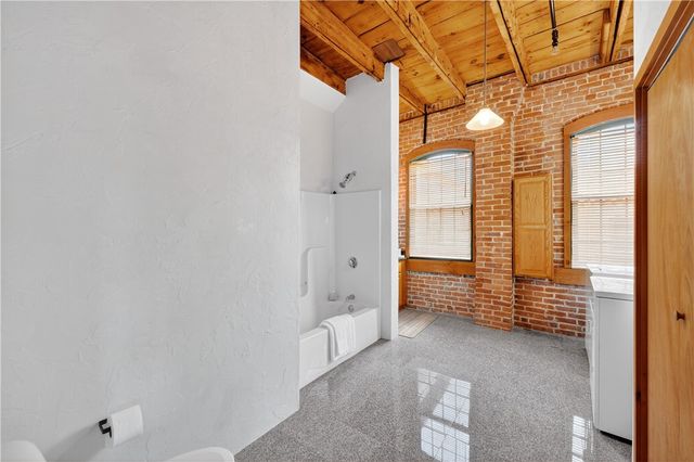 407 Pine Street 401, Providence, RI 02903