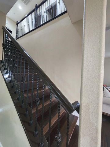 2500 Cottage Pointe Dr, Riverbank, CA 95367