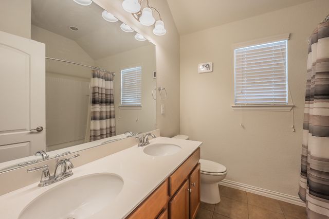 1908 Brahorn Lane, Fort Worth, TX 76131