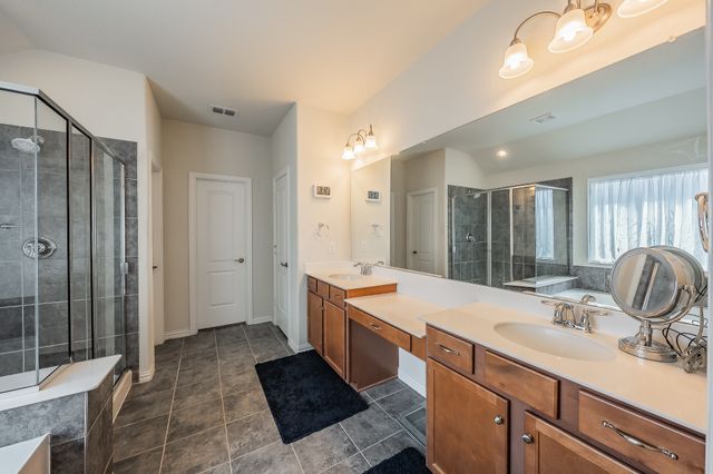 1908 Brahorn Lane, Fort Worth, TX 76131