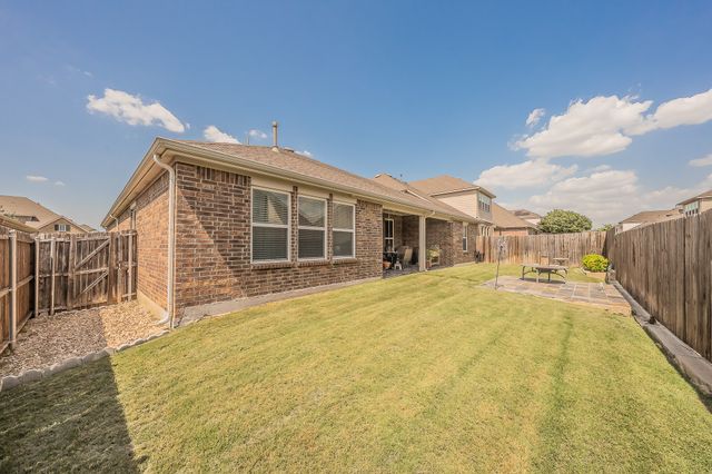1908 Brahorn Lane, Fort Worth, TX 76131