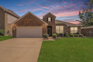 1908 Brahorn Lane, Fort Worth, TX 76131