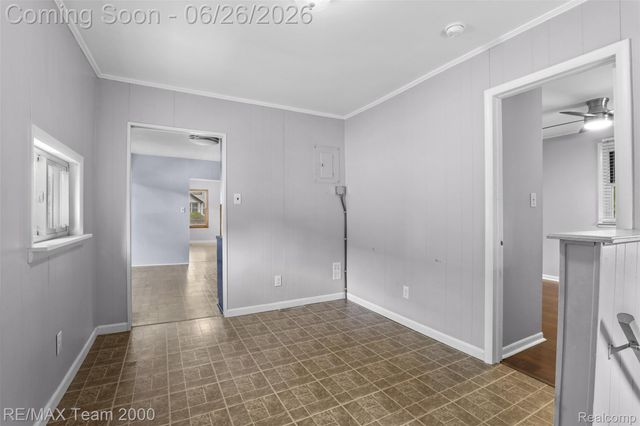 23336 Hoover Avenue, Hazel Park, MI 48030