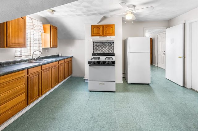 21 Berkley Street, Providence, RI 02908