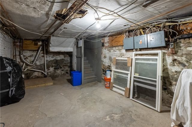 21 Berkley Street, Providence, RI 02908