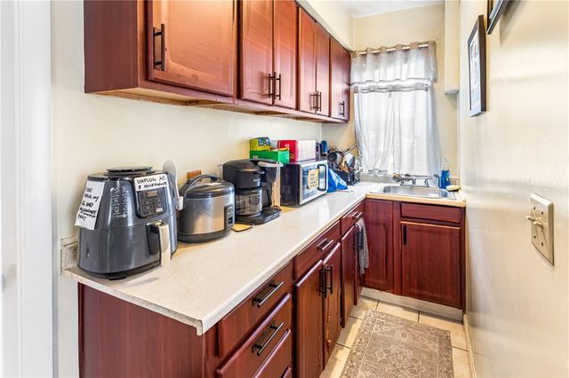 21 Berkley Street, Providence, RI 02908