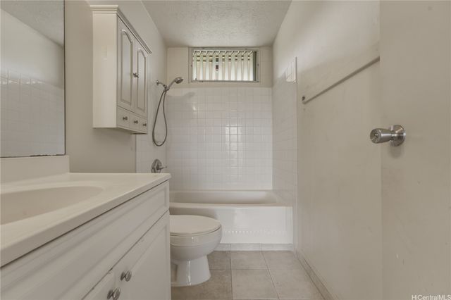 95-269 Waikalani Drive C1104, Mililani, HI 96789