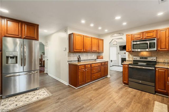 841 Woodstream WAY, Chesapeake, VA 23322