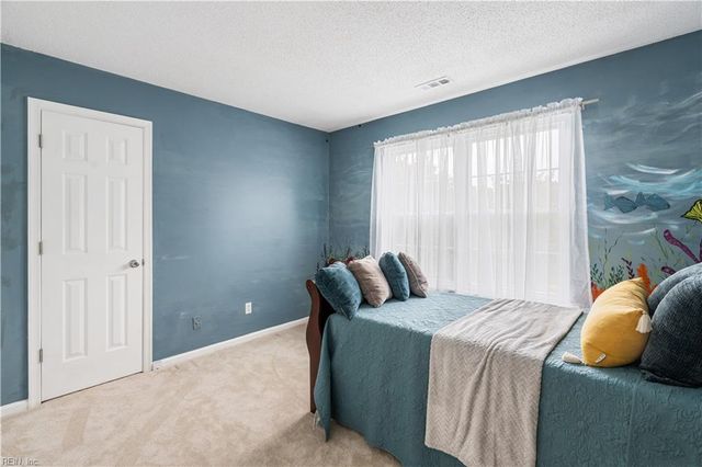 841 Woodstream WAY, Chesapeake, VA 23322