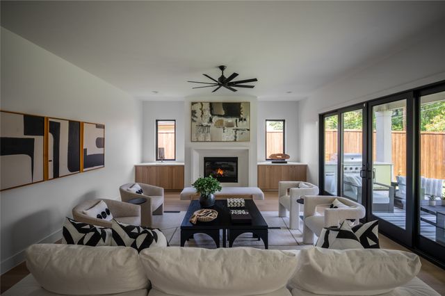 8930 Liptonshire Drive, Dallas, TX 75238