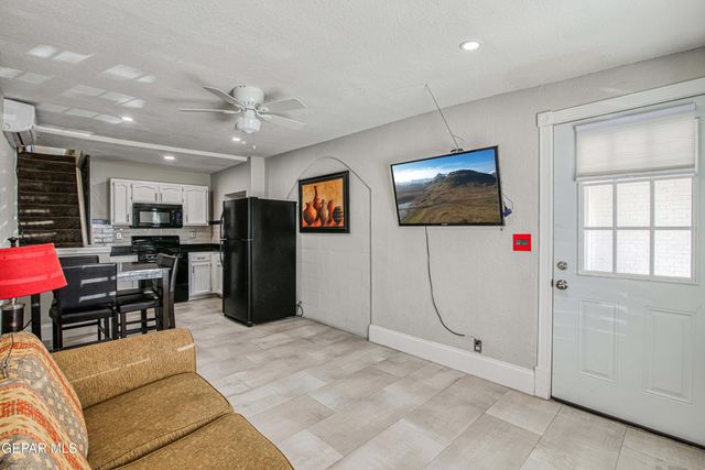 3427 Idalia Avenue 1, El Paso, TX 79930