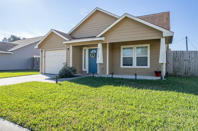 2113 W Gulf Street, Baytown, TX 77520