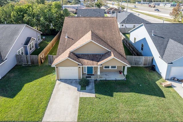 2113 W Gulf Street, Baytown, TX 77520