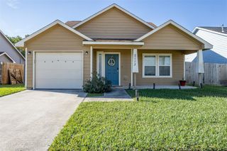 2113 W Gulf Street, Baytown, TX 77520