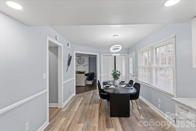 6713 Somersworth Drive, Charlotte, NC 28215