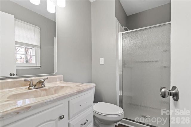 6713 Somersworth Drive, Charlotte, NC 28215