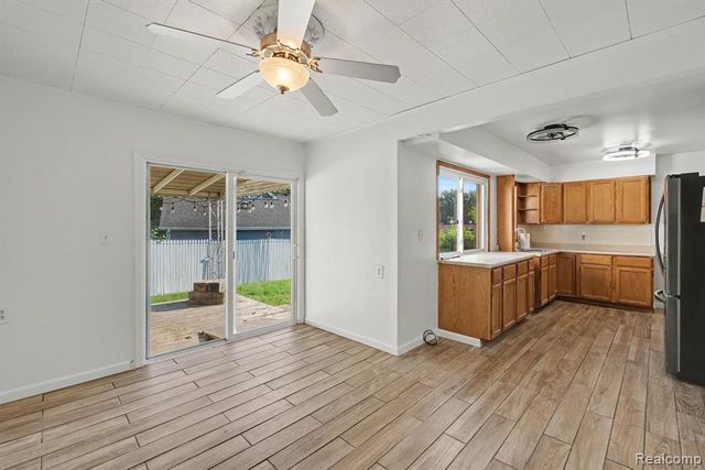 1210 Simca Street, Flint, MI 48507