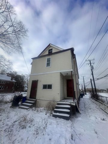 15114 Holmur Street, Detroit, MI 48238