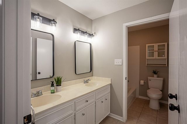 505 S 27th Street, Nederland, TX 77627