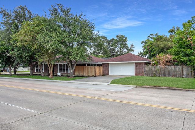 505 S 27th Street, Nederland, TX 77627