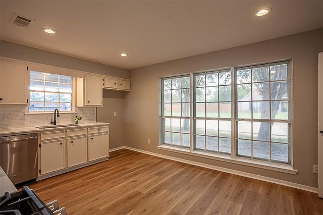 505 S 27th Street, Nederland, TX 77627