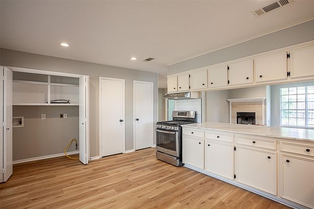 505 S 27th Street, Nederland, TX 77627